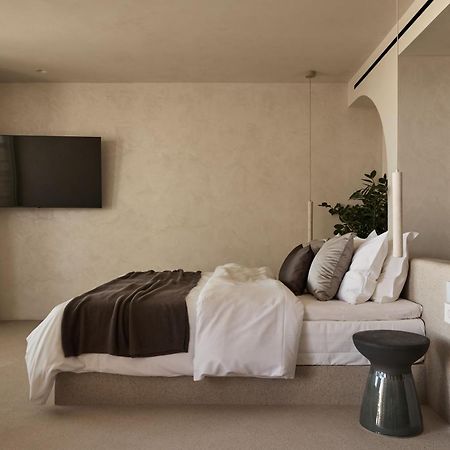 Uzenie All Suites Boutique Resort (Adults Only) Adelianos Kampos Zewnętrze zdjęcie